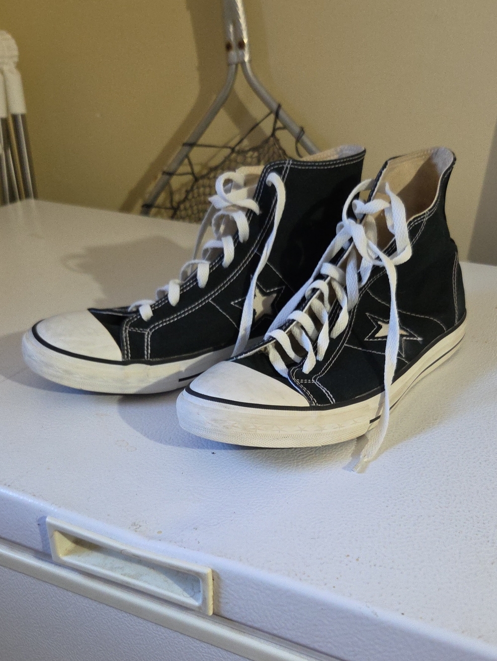Converse One Star Hi-Top Canvas Sneakers - Black